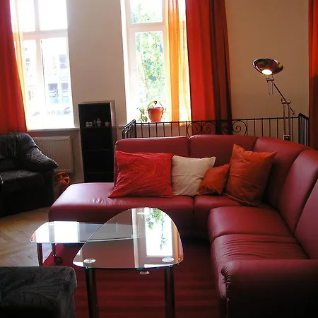 Large 110m2 Old Town With Danube View, 3br, 2ba, Sleeps 9 ブラチスラヴァ